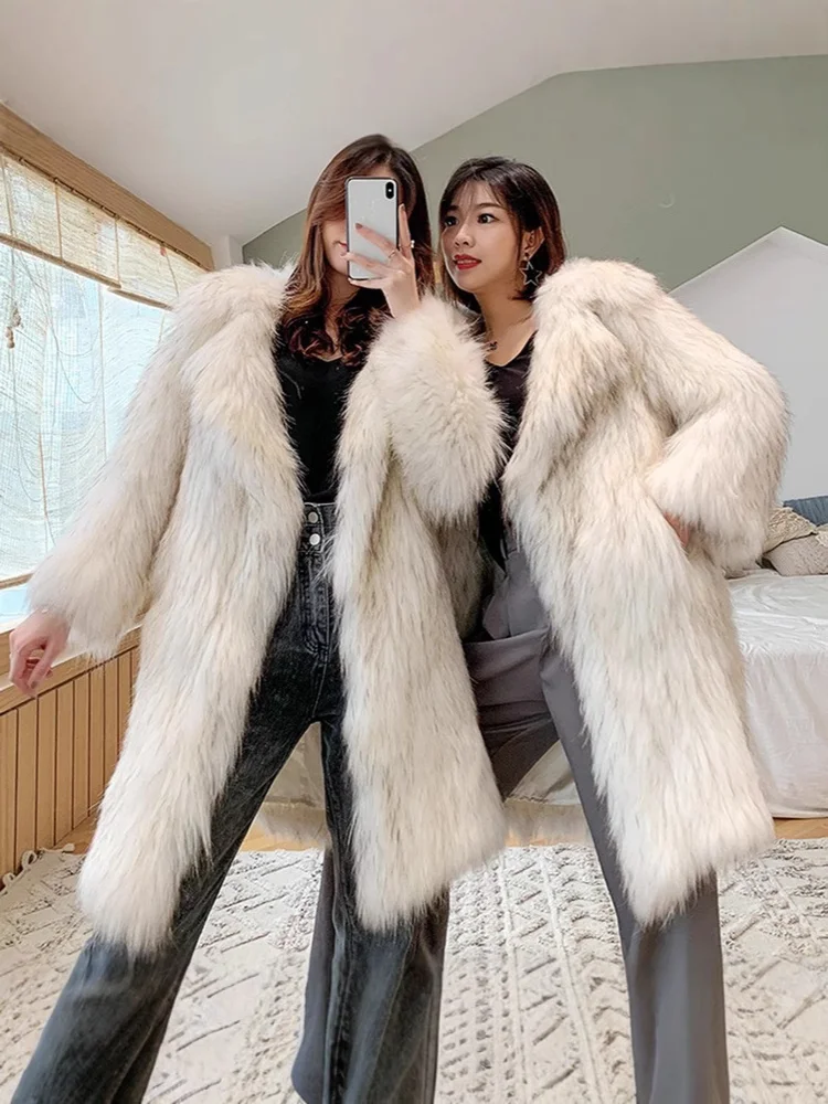 

French Casual Romantic Exquisite White Fluffy Faux Fur Loose Fashionable Charming Classic Noble Faux Fur Elegant Long Outerwear
