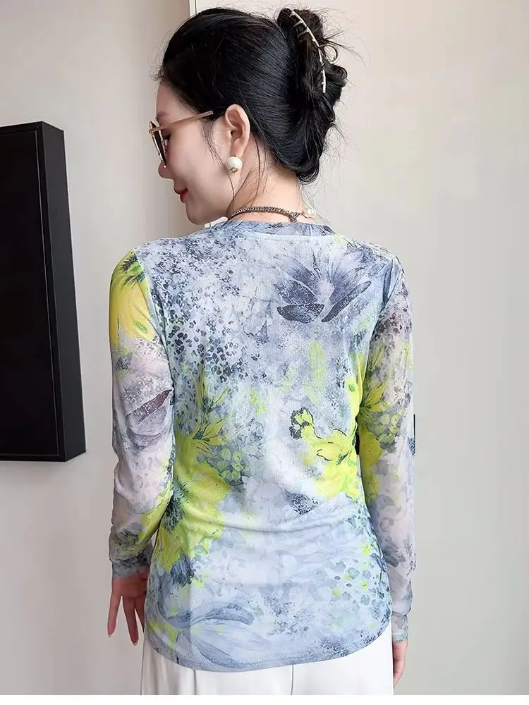 2026 New Women's Elegant Gradient Ombre Print T-Shirt, Stretchy Double-Layer Mesh Top, Unique Pretty Blouse for Casual Chic
