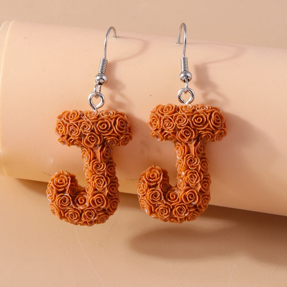 Aihua Bunte Harz-Ohrringe mit Blumen-Initialen, 26 Buchstaben, Kawaii A-Z Alphabet-Charm-Ohrringe für Frauen, Geburtstagsparty-Schmuckgeschenke – Detail 8