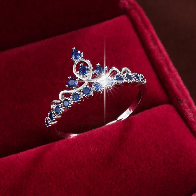 Elegant Female Stylish Crown Design Ring Trendy Synthetic Zirconia Women's Ring view 4