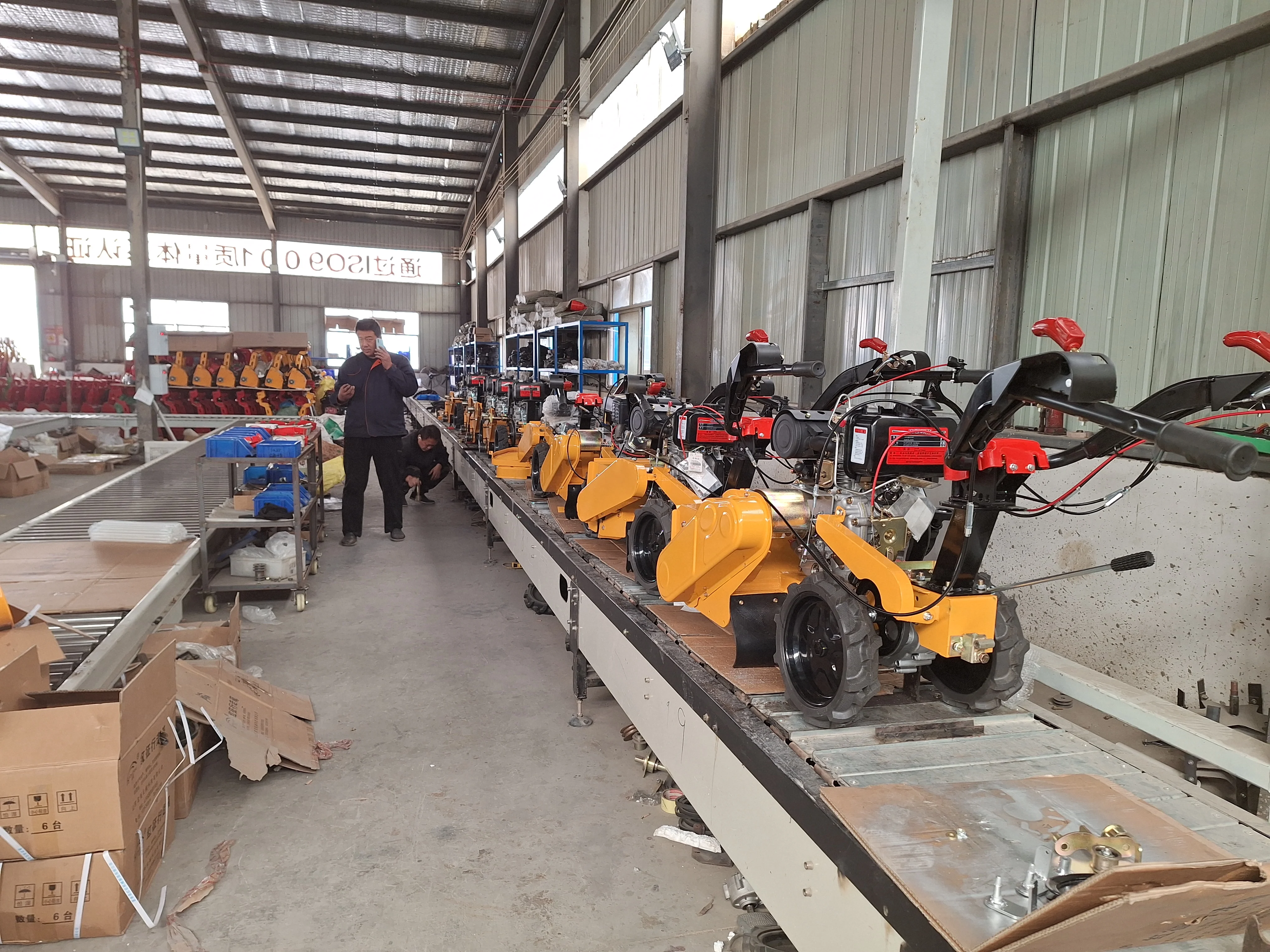 آلة الحراثة الصغيرة / آلة الحراثة الدوارة خنادق متعددة الوظائف