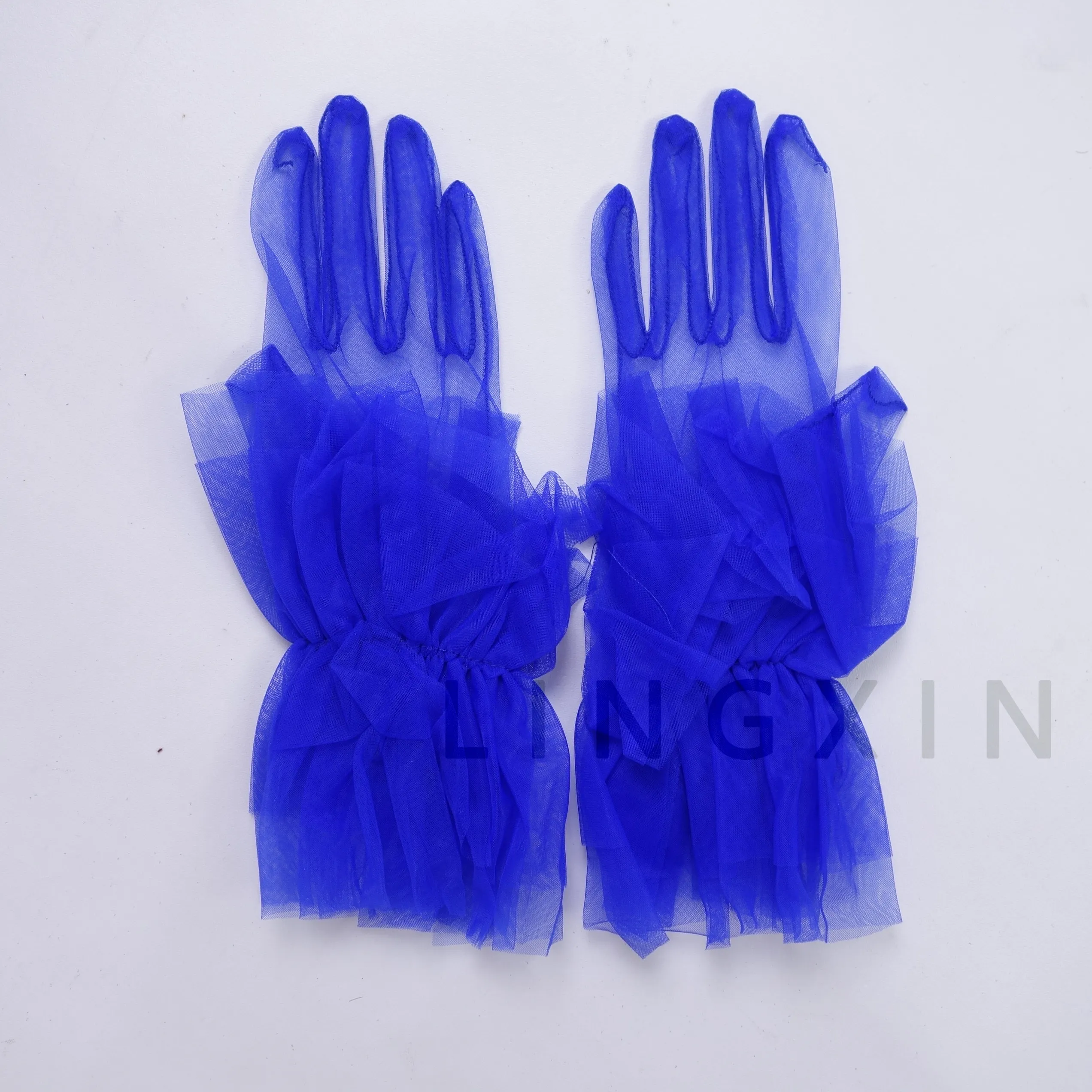 Kurze Spitzenhandschuhe mit Rüschenbesatz, Tüll-Mesh, halbtransparent, Touchscreen-kompatibel, Schwarz-Weiß-Punkte, elegant, für Hochzeiten, Damen – Detail 1