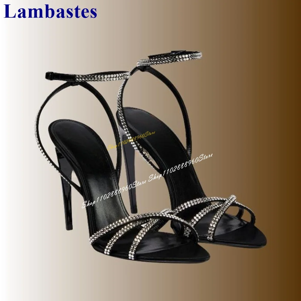 Sandales à Talons Hauts et Fins avec Bande Croisée pour Femme, Chaussures Noires avec Décor en Clip, Accessoire à Rinçage Ouvert, Collection 2024