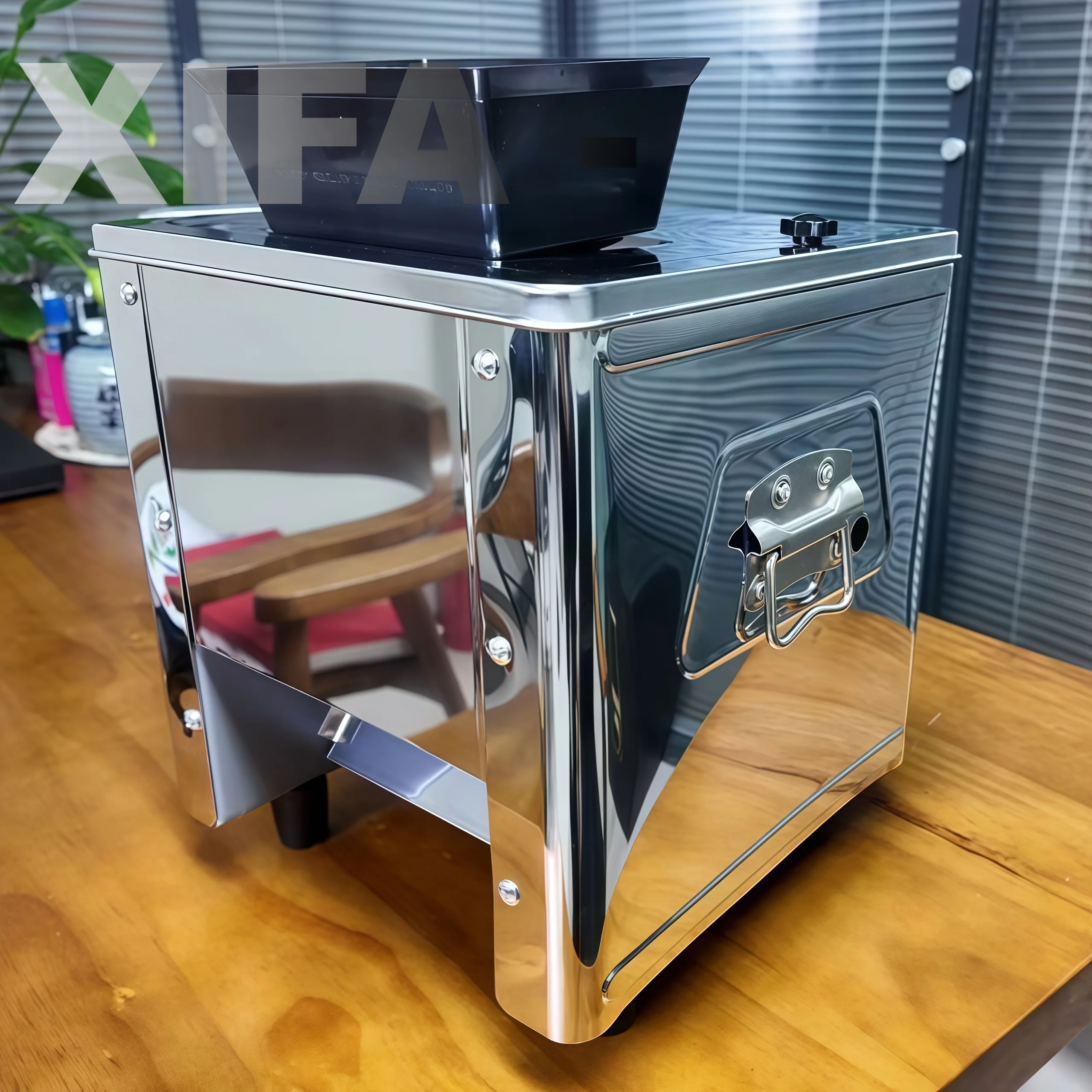 

Automatic Meat Slicer Machine 3.5mm Knife Precision for Thin Shaved Meat