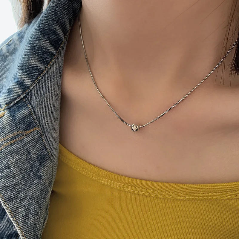 

925 sterling silver snake bone Thai silver collarbone necklace Korean version fashionable simple smiley face necklace female