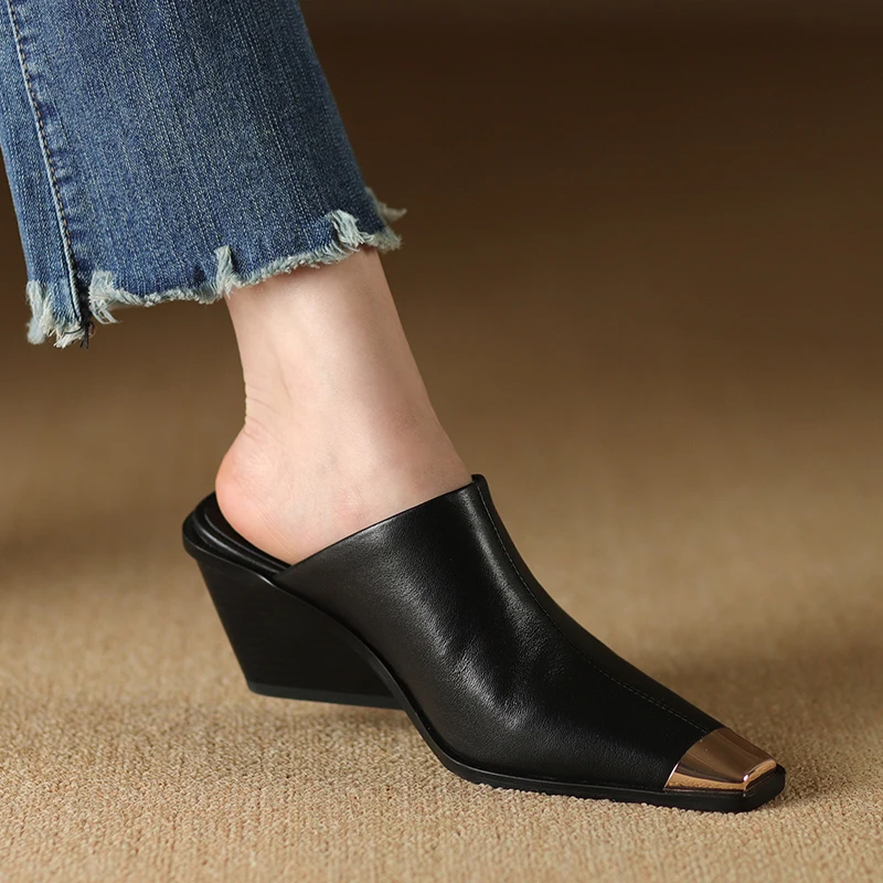 2024 New Ladies Genuine Leather Metal Head Mules Fashion Med Chunky Heels Summer Wedges Slippers Women Casual Office Shoes Woman