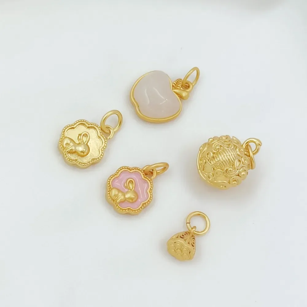 

18K Gold-plated Ancient Method Gold Oil Drip Inlaid Jade Matte Rabbit Apple Dance Lion Lotus Pod Pendant DIY Accessory