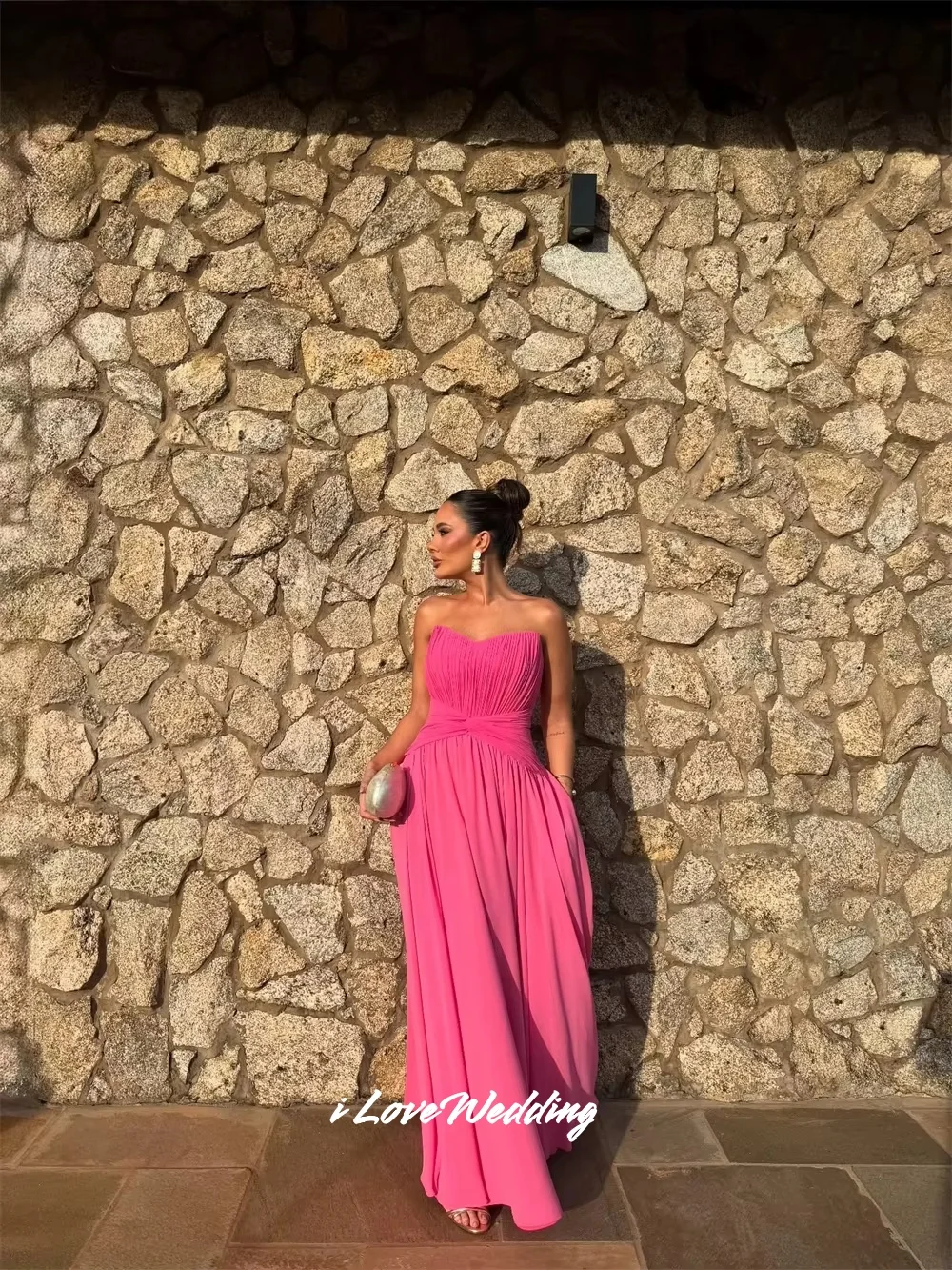 

Rose Red Strapless A-Line Chiffon Sleeveless Backless Evening Dress Elegant Floor-Length Pleated Wedding Party Dress Customized