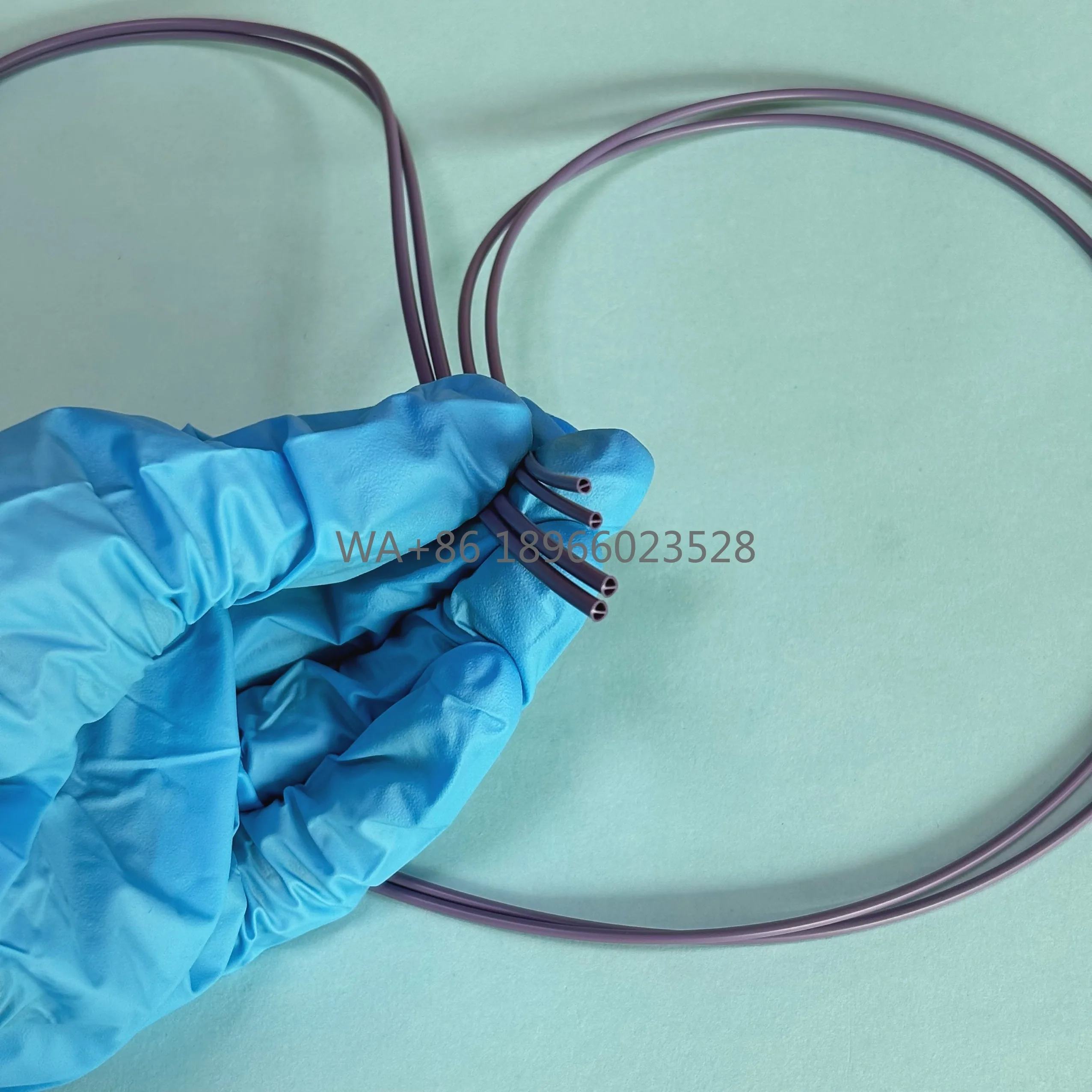 tuyaux-en-plastique-jetables-extrudes-catheters-medicaux-doux-de-haute-qualite-a-double-lumiere