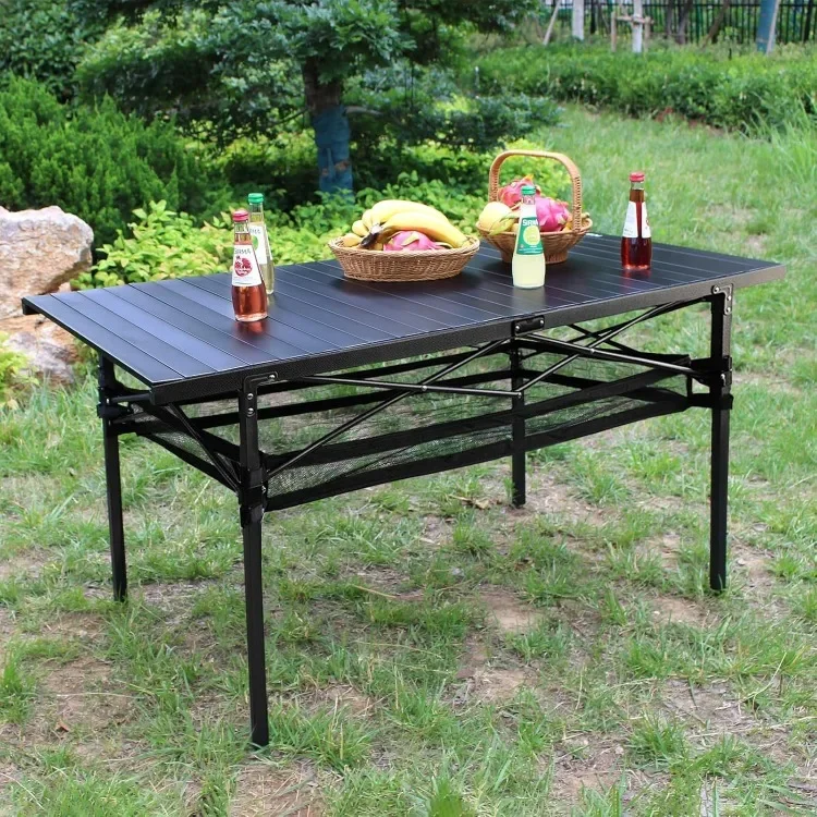 تصميم مبتكر طاولة تخييم كبيرة قابلة للطي من الألومنيوم مع مساحة تخزين تتسع لـ 4-6 أشخاص 54 بوصة × 27.5 بوصة قابلة للطي