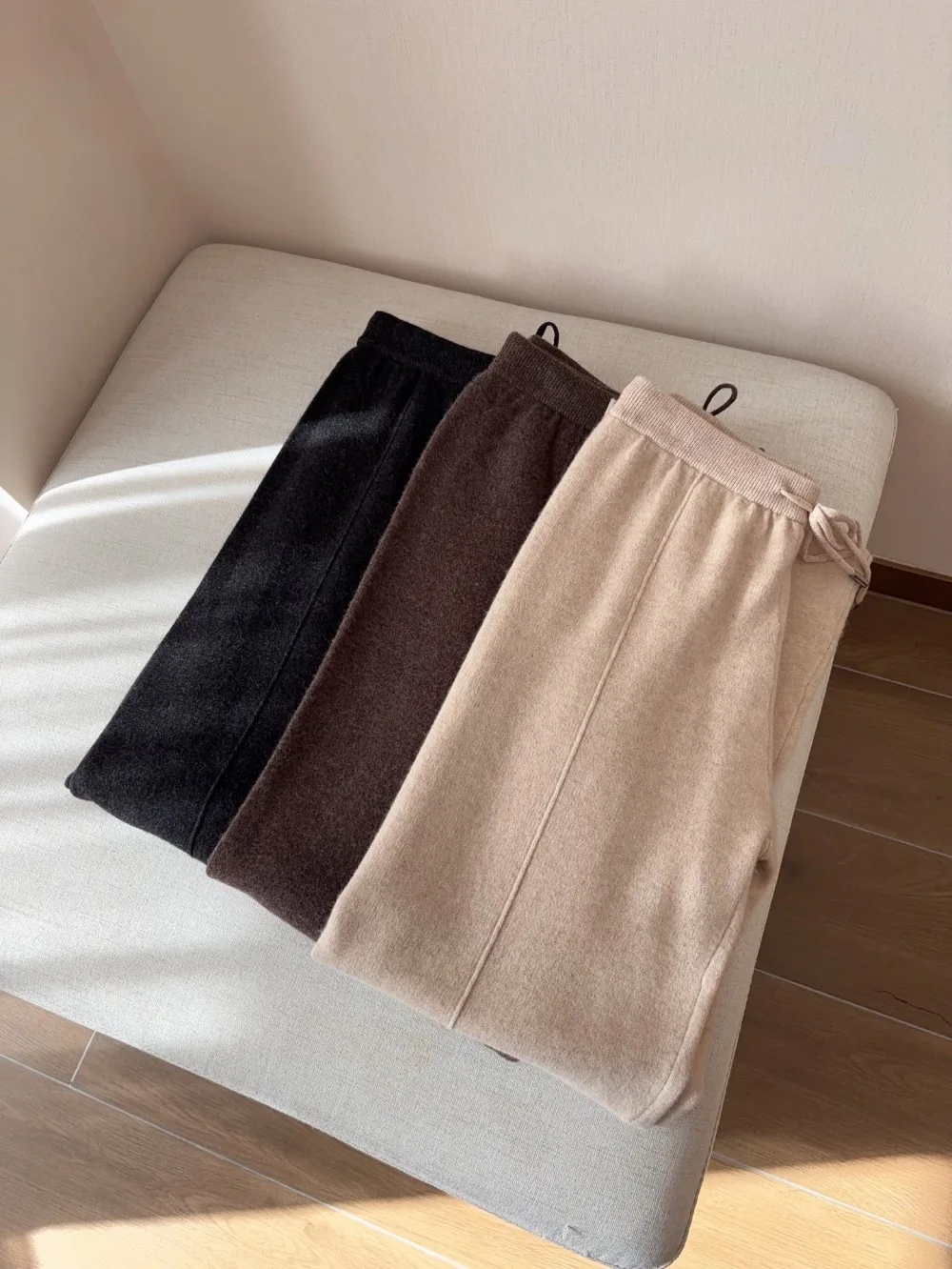 Relaxed-fit Dropped-shoulder Wool Knit Sweater Pants Knitting Sets view 5