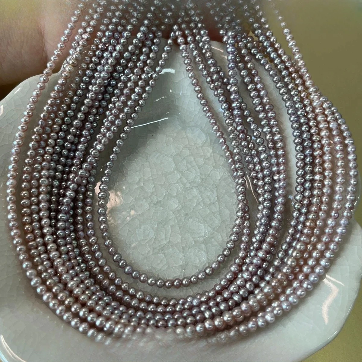 Wholesale AAAAAA Grade 3-4mm Purple Glowing Freshwater round Pearl Beads Bulk Pack for Jewelry Making - Bracelets Necklaces Wedd