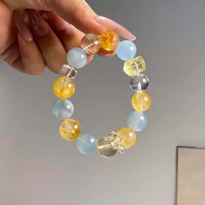 Natural crystal bracelet, xanthate flower aquamarine, white crystal energy, love to use Jinshui Duobao bracelet to give girls