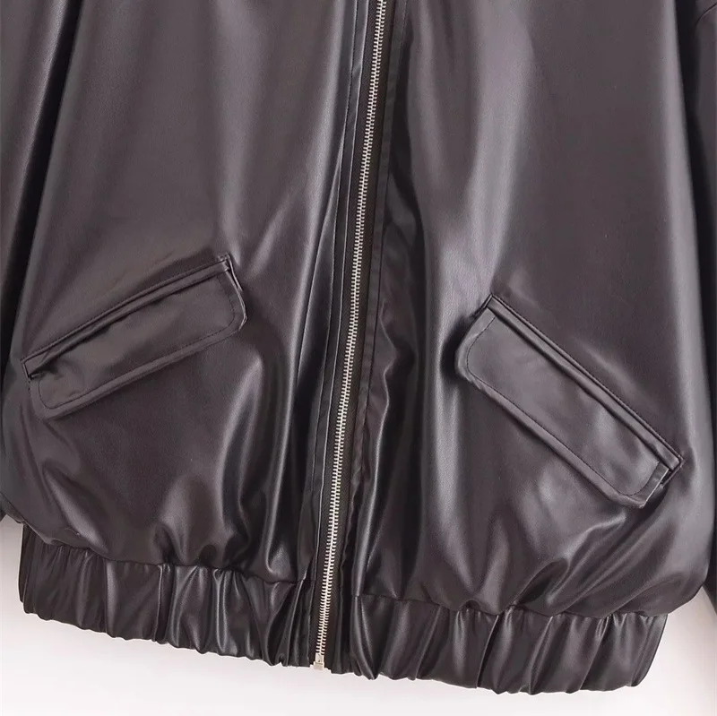 Top in pelle PU con vita retrò americana, stile casual sottile e allentato per l'autunno, nuovo capispalla alla moda da donna più facile