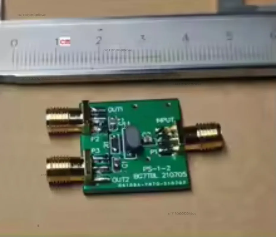 1 Point 2 Power Splitter, 0.3M-1G, 10M, 10MHz, Splitter, SMA Interface
