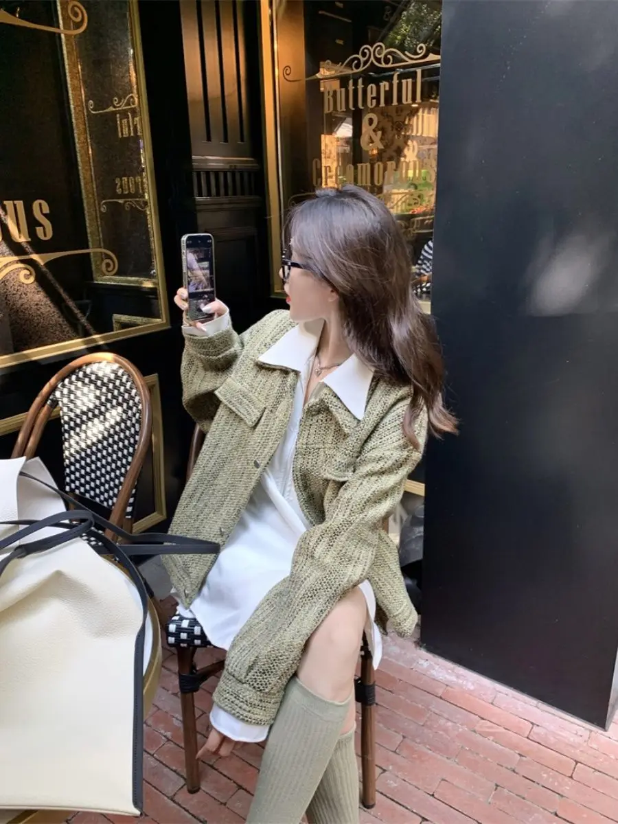 

Fake Two-Piece Niche Splicing Jacket For Women's Spring And Autumn 2025 New Hong Kong style retro loose Short Student Jacket Gre