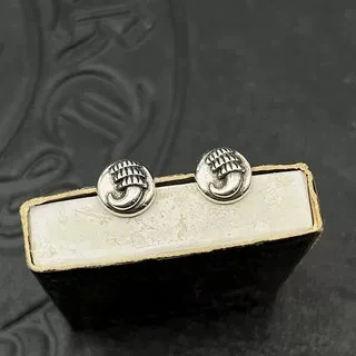 

S925 sterling silver punk hip hop retro old stud earrings exaggerated earrings niche high-end earrings