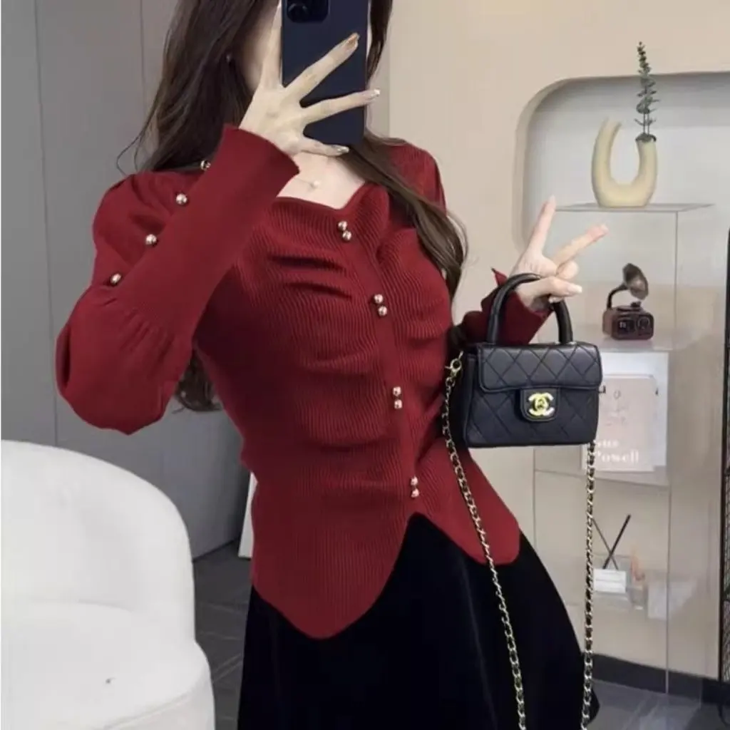 

Women's Square Collar Pleated Sweater Base Shirt High-End Chic Western-Style Fashion Inner Top for Autumn And Winter