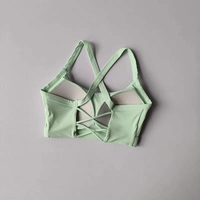 Damen-Yoga-Unterwäsche in Unifarben, Fitness-BH, weiches Sport-Top mit überkreuztem Rücken und Push-up-Effekt, mit Brustpolster, Yoga-Top, Sport-Crop-Top. – Detail 11