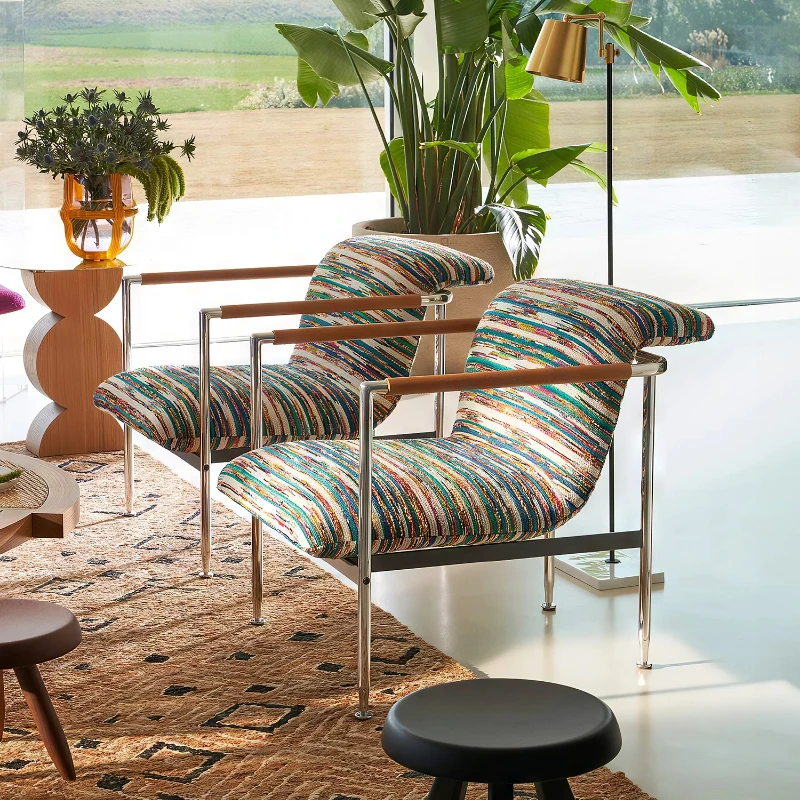 Pre-made stainless steel simple armrest lounge chair