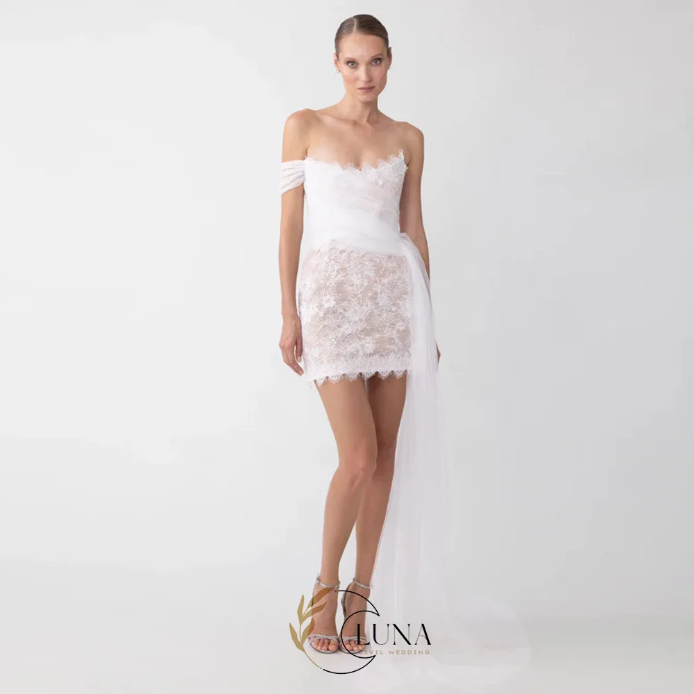 Luna Maßgeschneiderte Spitzen-Mini-Brautkleider für die Braut, One-Shoulder-Kleid für standesamtliche Hochzeiten, Ballkleid mit Schleppe, Brautkleid
