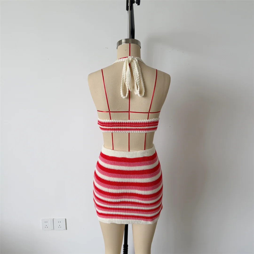 Gestreiftes zweiteiliges Set mit Neckholder, gehäkelte Tunika, Strandkleid, Strandmode, Damen V8247 – Detail 8