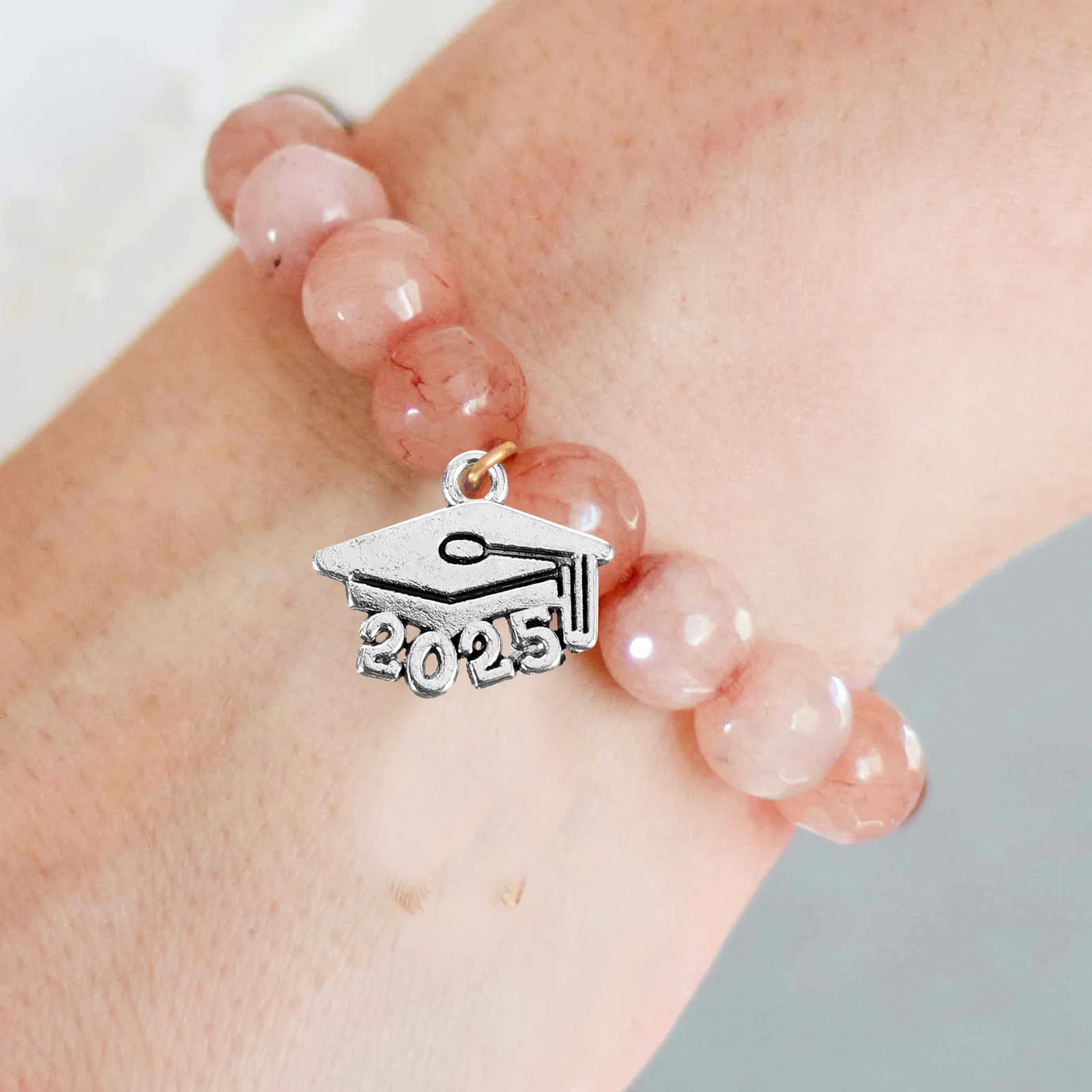 

20pcs Graduation Charms 2025 Number Tassel Pendant Alloy Material DIY Jewelry Making Supplies Crafting Pendants Gifts