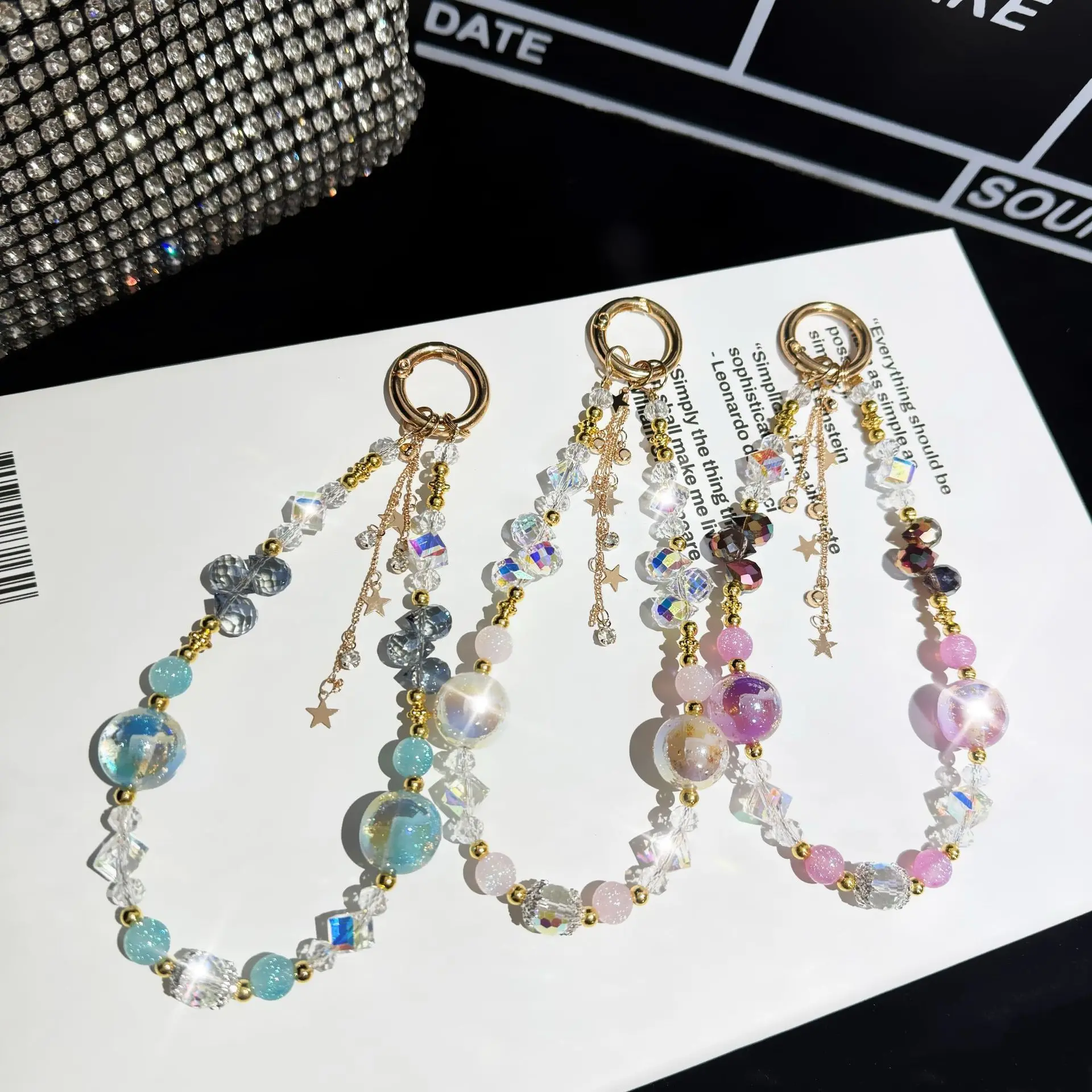 

Light Luxury Style Crystal Phone Chain Bead Short Wrist Hanging Chain Fashionable Butterfly Pendant Keychain Bag Pendant