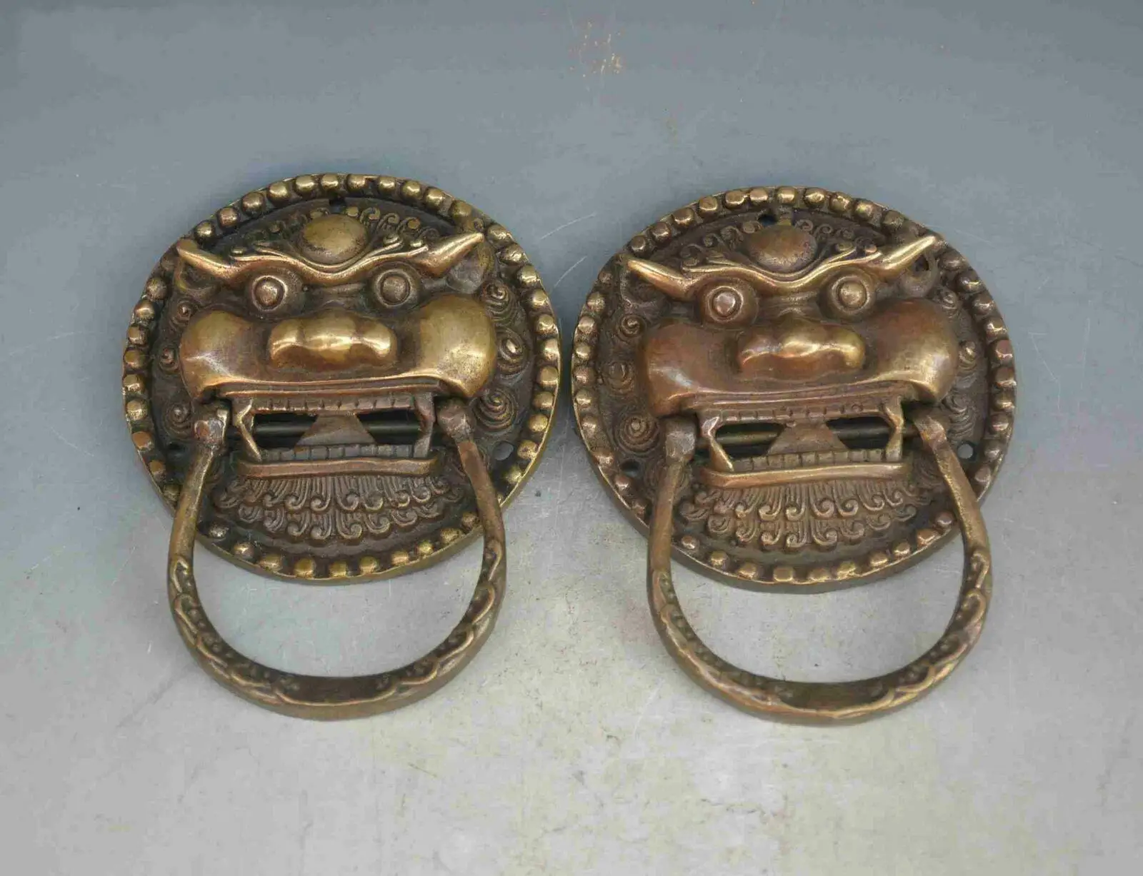 

Chinese Copper Feng Shui Foo Fu Dog Guardion Lion Head Knocker Door Ring Pair vintage home decor