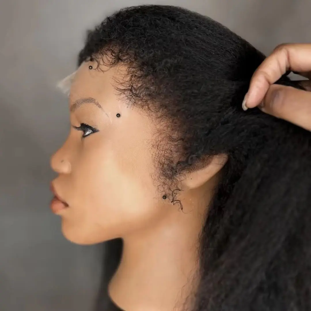 

Натуральный Черный Длинный Мягкий Яки Бесклеевой 26 Дюймов Кудрявый Прямой Парик Фронта Шнурка Для Женщин С Волосами Младенца Синтетические Предварительно Сорванные Ежедневно