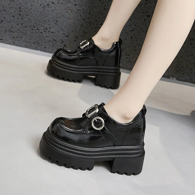 

Женские лоферы на платформе 10 см, весенние модные туфли на высоком каблуке с завязками, в британском стиле, без застежек