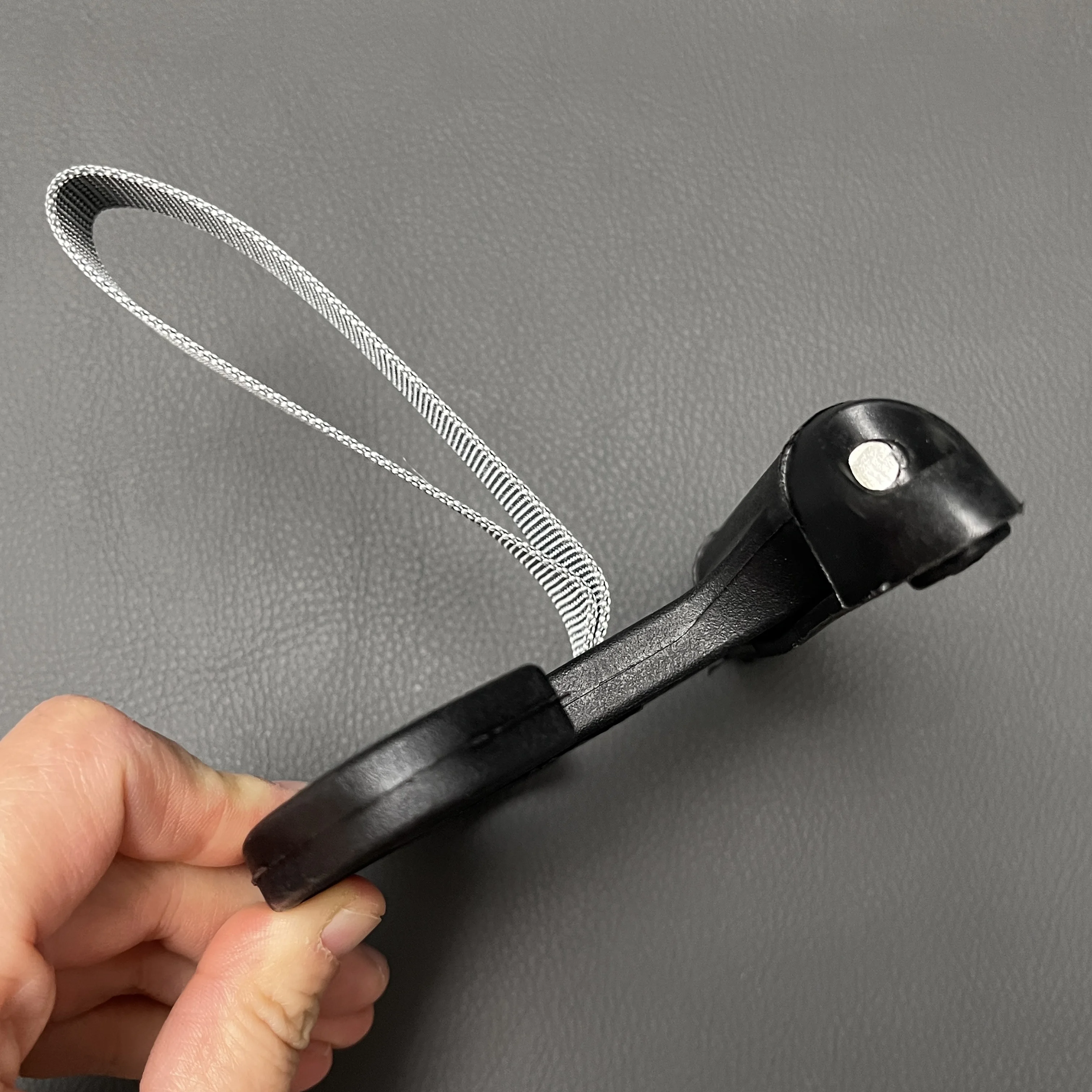 Schwarzer Kofferraumhaken für VW Passat CC B6 Jetta MK5 1K5867615 1K5 867 615 – Detail 5