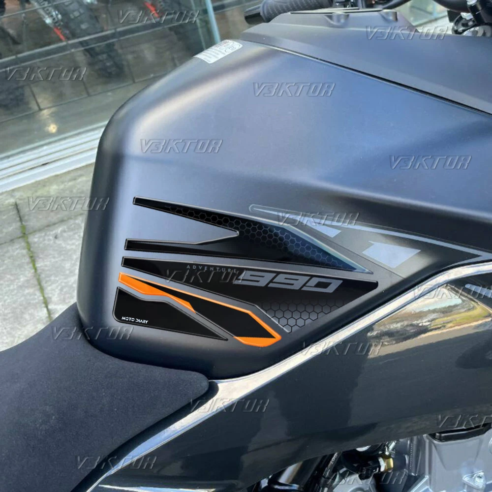 3D Resin Tank Pad Sticker Motorcycle Fuel Tank Protectior Decal For KTM DUKE 990 Duke 990 duke990 2024