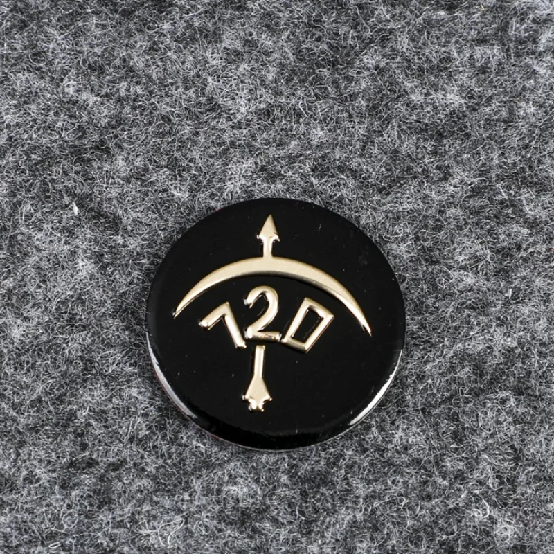 custom.Custom Metal Sticker Perfume Bottles Label Embossed Aluminum Sign with Sicker Label Liquor Bottle