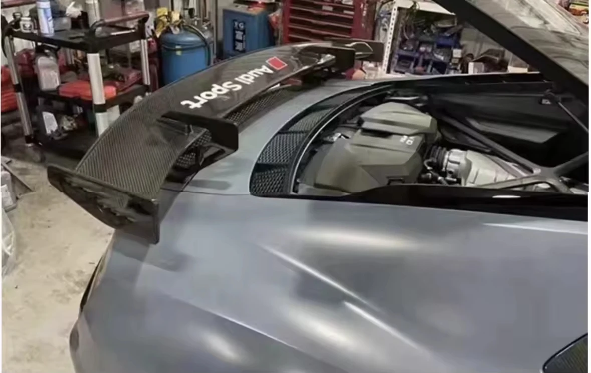 Restomod Body KitsP Style High Quality Carbon Fiber Rear Bumper Spoiler Wing With Easy Installation For R8 GT