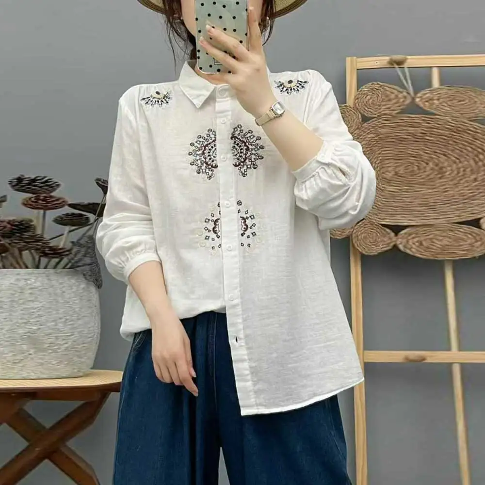 Camisas de algodón bordadas de estilo étnico para chica Mori Vintage japonés, blusa informal de manga larga con cuello vuelto para primavera y otoño para mujer