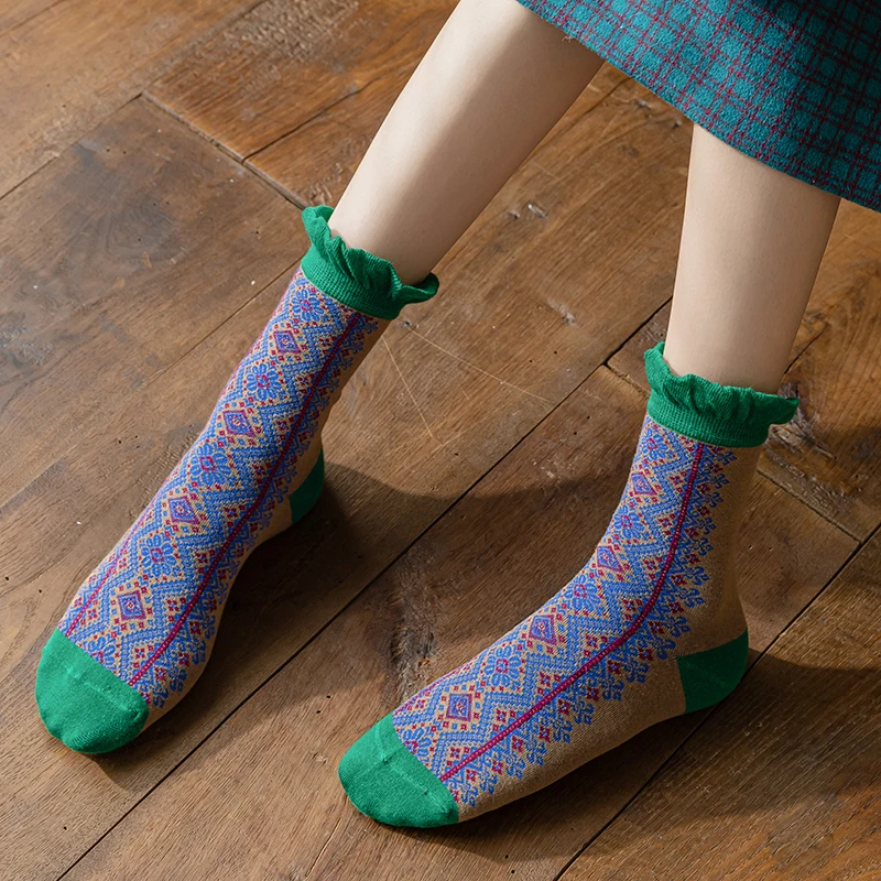 5 Pair Long Floor Socks Women Ethnic Style Fluffy Socks Autumn Winter Cotton Socks Female Fashion Kawaii Sokken Cute Foot Sets