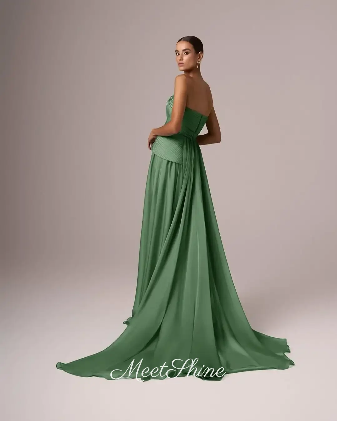 Abito da sera elegante a trapezio verde senza spalline Abito da cerimonia nuziale formale plissettato in chiffon senza maniche dell'Arabia Saudita personalizzato