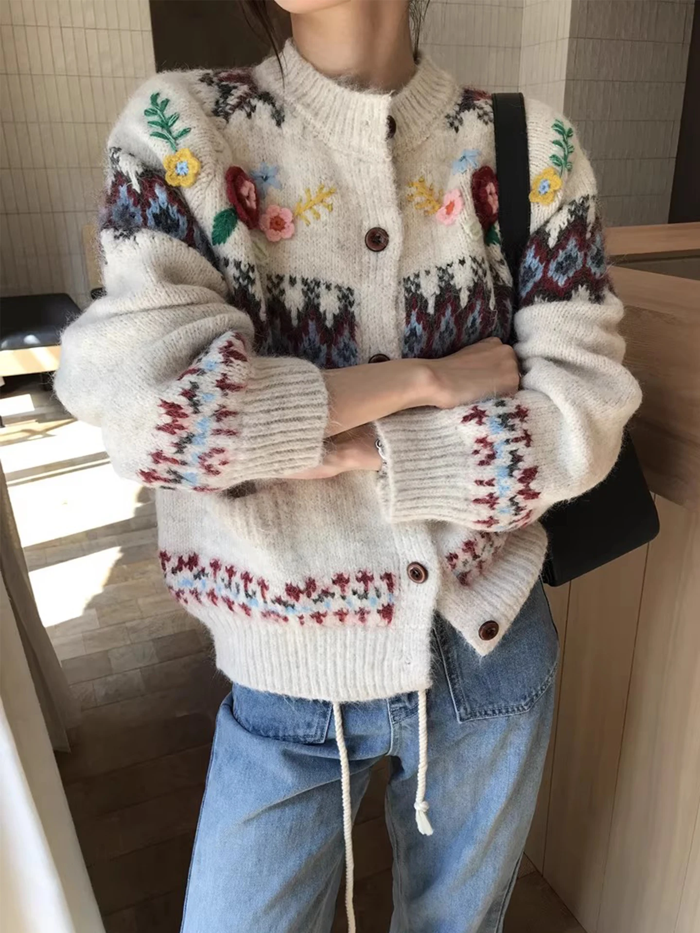 

Soft Warm Knitted Floral Embroidery Sweater Coat Women's Winter New Sle Skin-friendly Loose Fit Long Sve Top