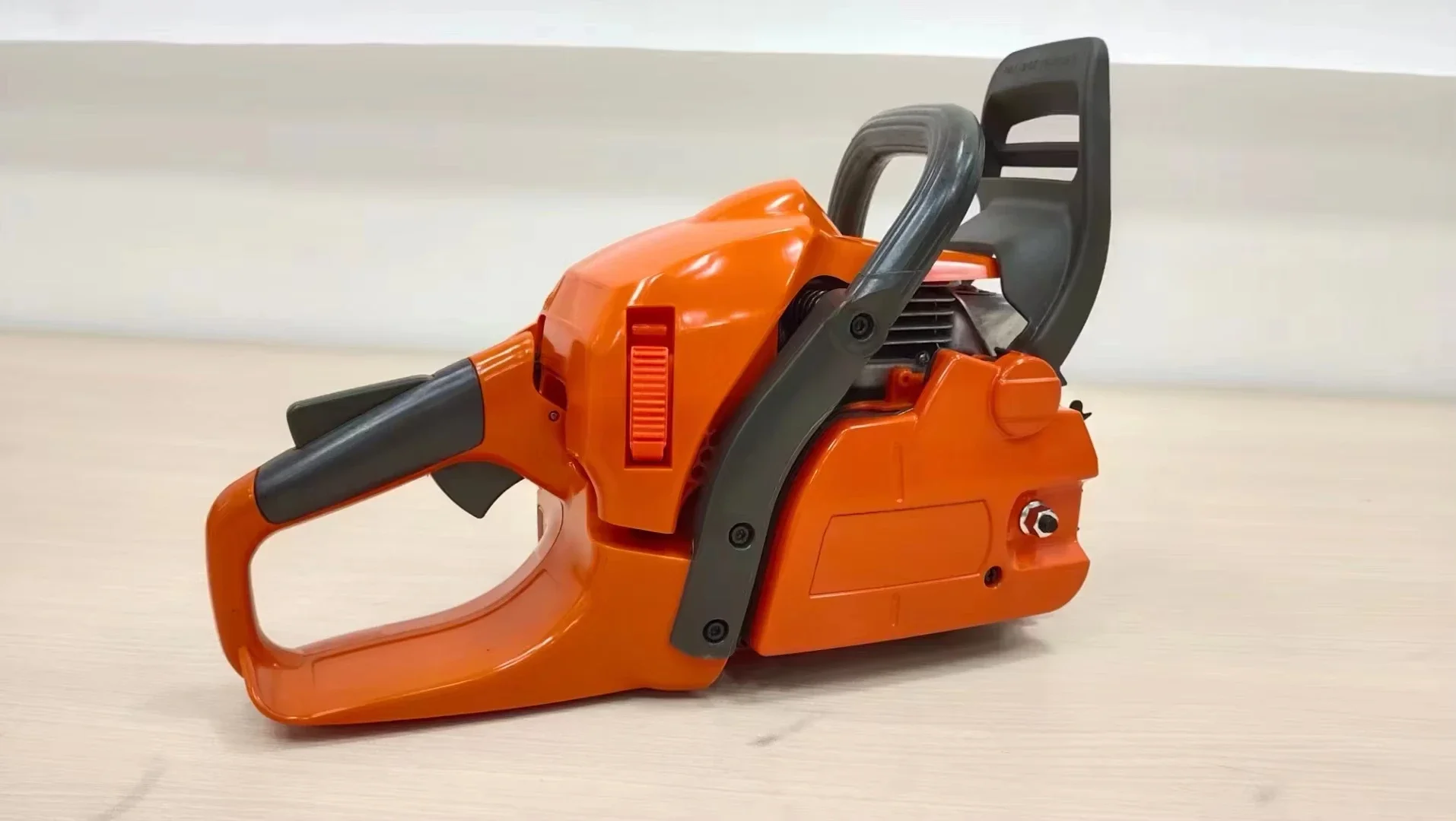 Per motosega a benzina da 50,2 cc