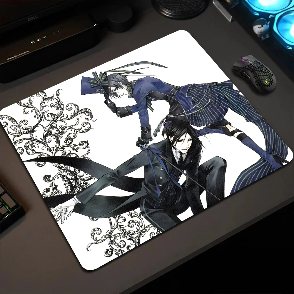 

Black Butler Anime Mousepad Small LockEdge Mouse Pad For Gamers Computer Desk Pad Anti-slip Rubber