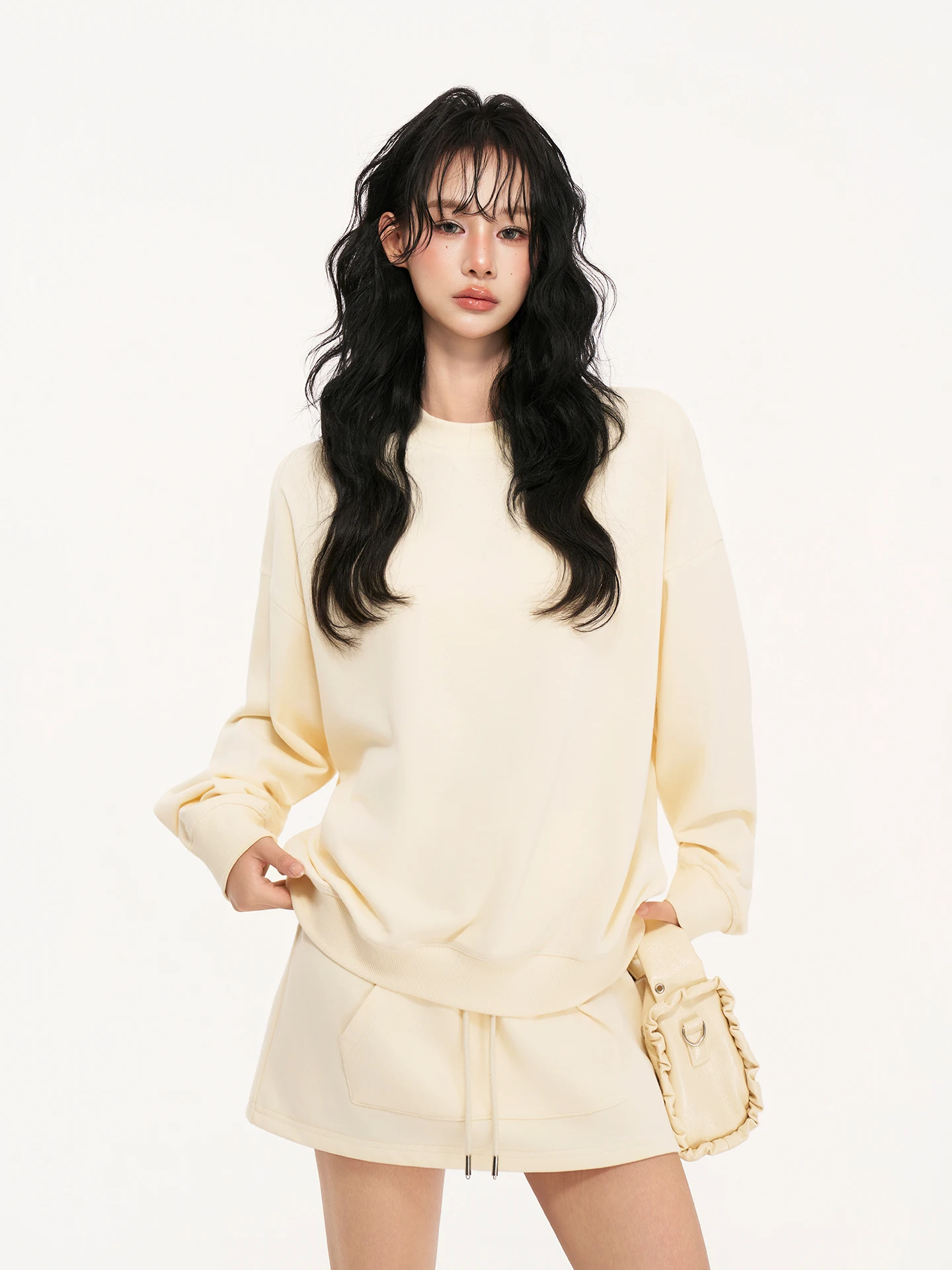 

AXIA Original Lazy Streetwear Long Sve T-irt Spor Loose Fit Slimming Wide Leg Pants Faionable Two-Piece Set for Women