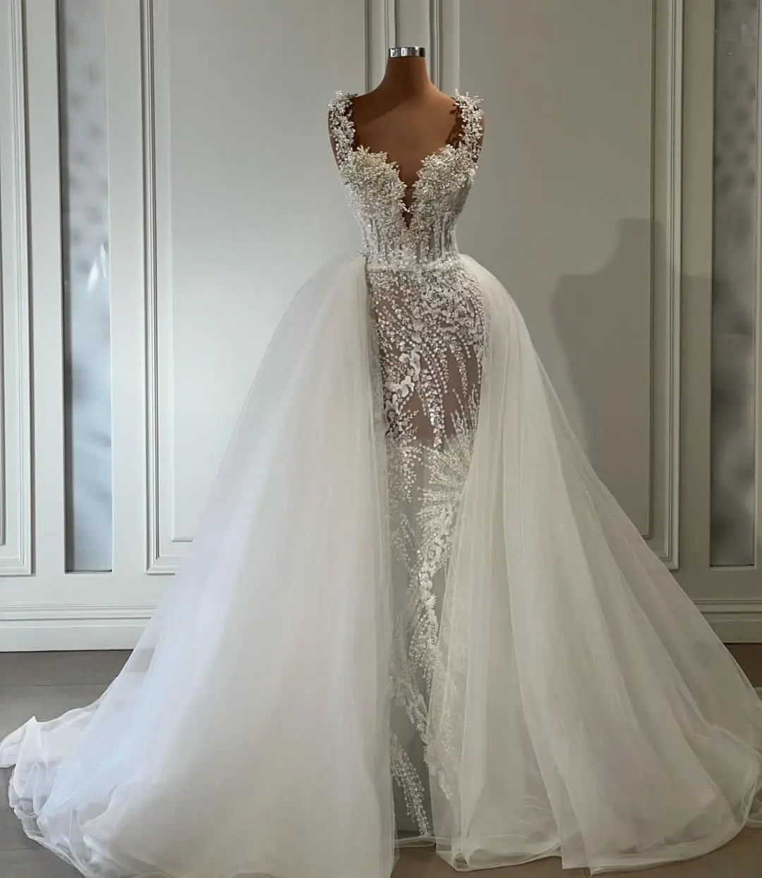 Squisiti abiti da sposa a sirena senza maniche con scollo a V cinghie paillettes Appliques pizzo staccabile treno abiti da sposa Vestina De Novia