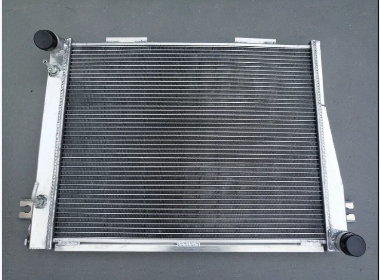 Aluminum Radiator for 1983-1989 BMW 5 E28 525 i/528 i/533 i/535 i;6 E24 628/633/635 CSi 1984 1985 1986 1987 1988