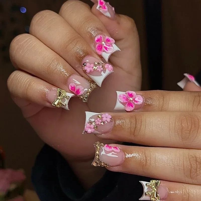

Summer Trendy Duckbill Fake Nails 24Pcs 3D Floral Press on Nail French Design Golden Rhinestone Bow Decor Acrylic False Nails