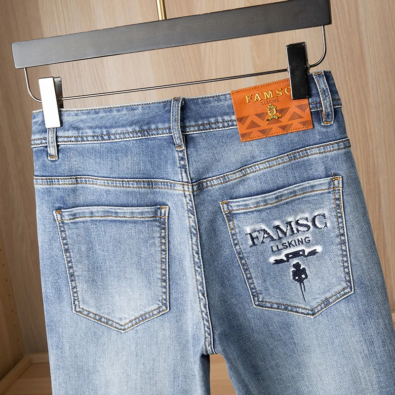 Рисунок 3 - Новые европейские джинсы 2025 года для мужчин