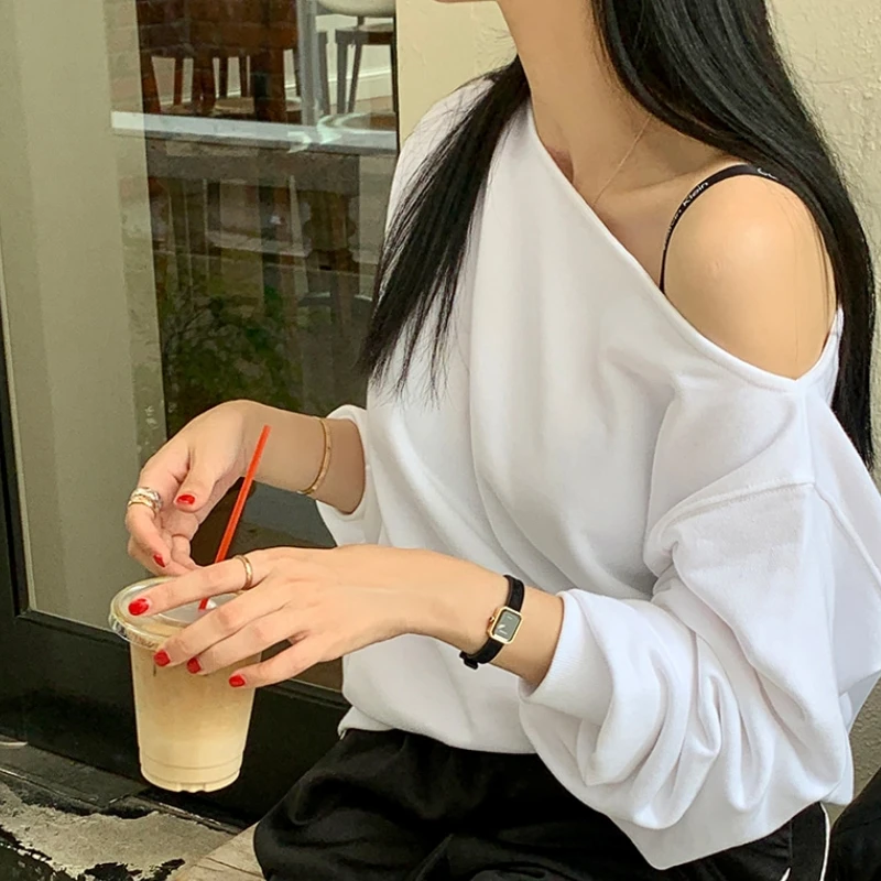 Chic Comfortable Trendy Women's Loose Shoulder Long Sleeve Sweatshirt New Autumn 2026 Fashion Casual Knitted Cotton Top