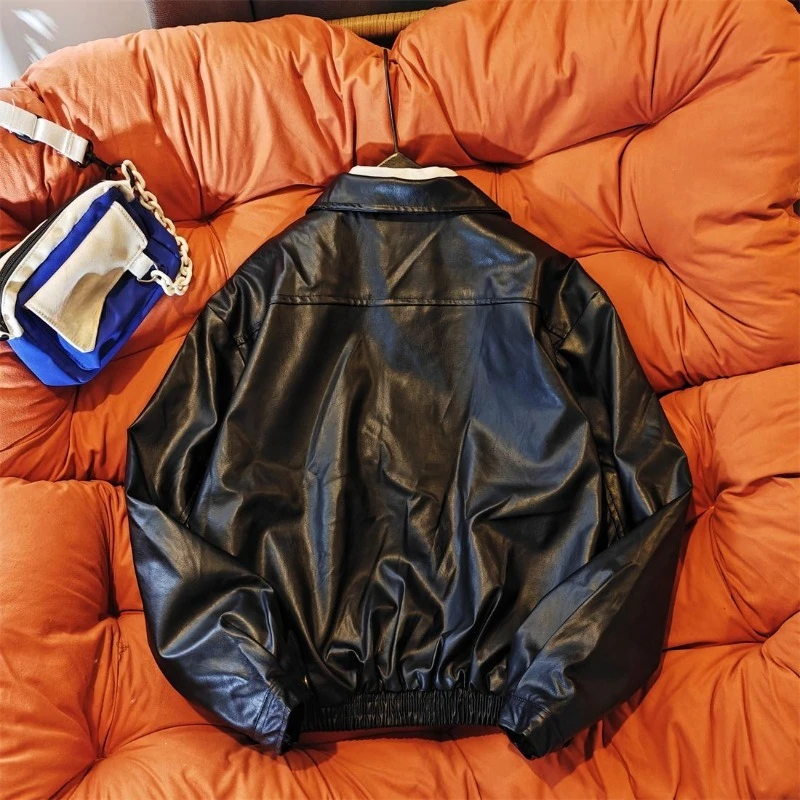 

Trendy American PU Biker Jacket for Men Short Loose Fitting Streetwear Coat Vintage Motorcycle Style with Adjustable Hood Zipper