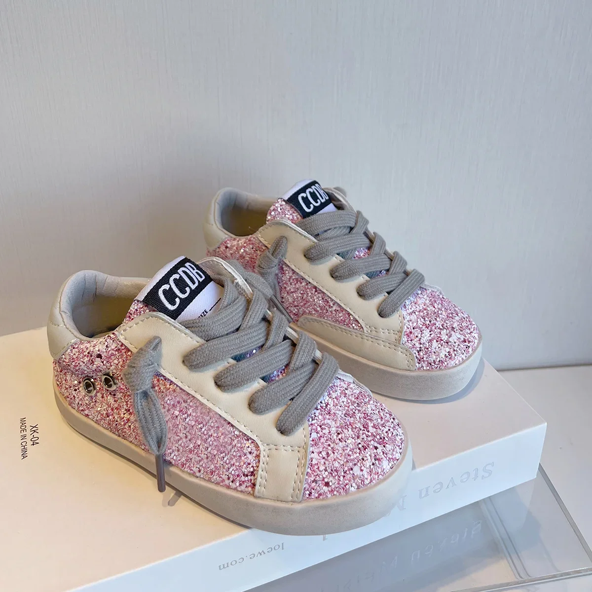 

Spring Autumn Children Board Shoes Korean Fashion Girls Casual Shoes Boys Soft-soled Front Lace-up Color-blocked Sequin Sneakers