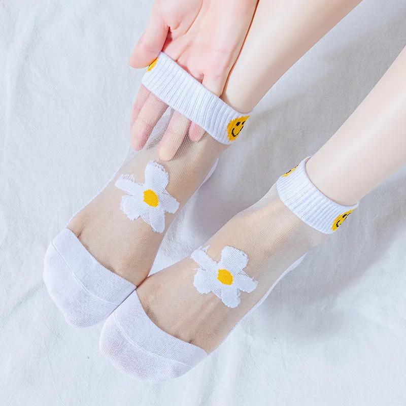 5 Pairs/Set Lovely Daisy Ultra-thin Glass Silk Breathable Short Women Socks Suit In Spring Summer image 4